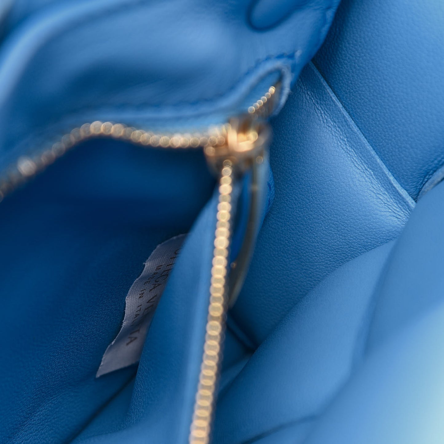 Lambskin Maxi Intreccio Padded Chain Cassette Crossbody Bag Swimming Pool