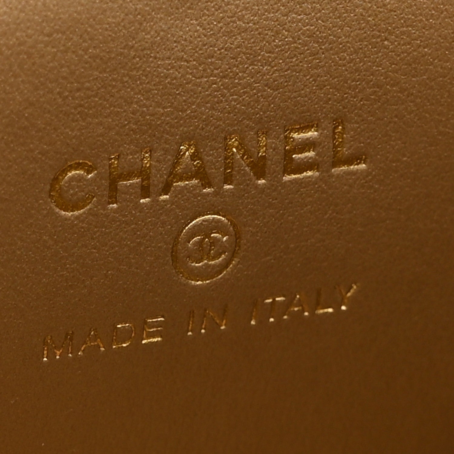 Chanel Lambskin Quilted Pearl Crush Mini Vanity Case With Chain White 7 of 11