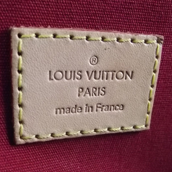 Louis Vuitton Vernis Bellevue PM Pomme D'Amour 9 of 9