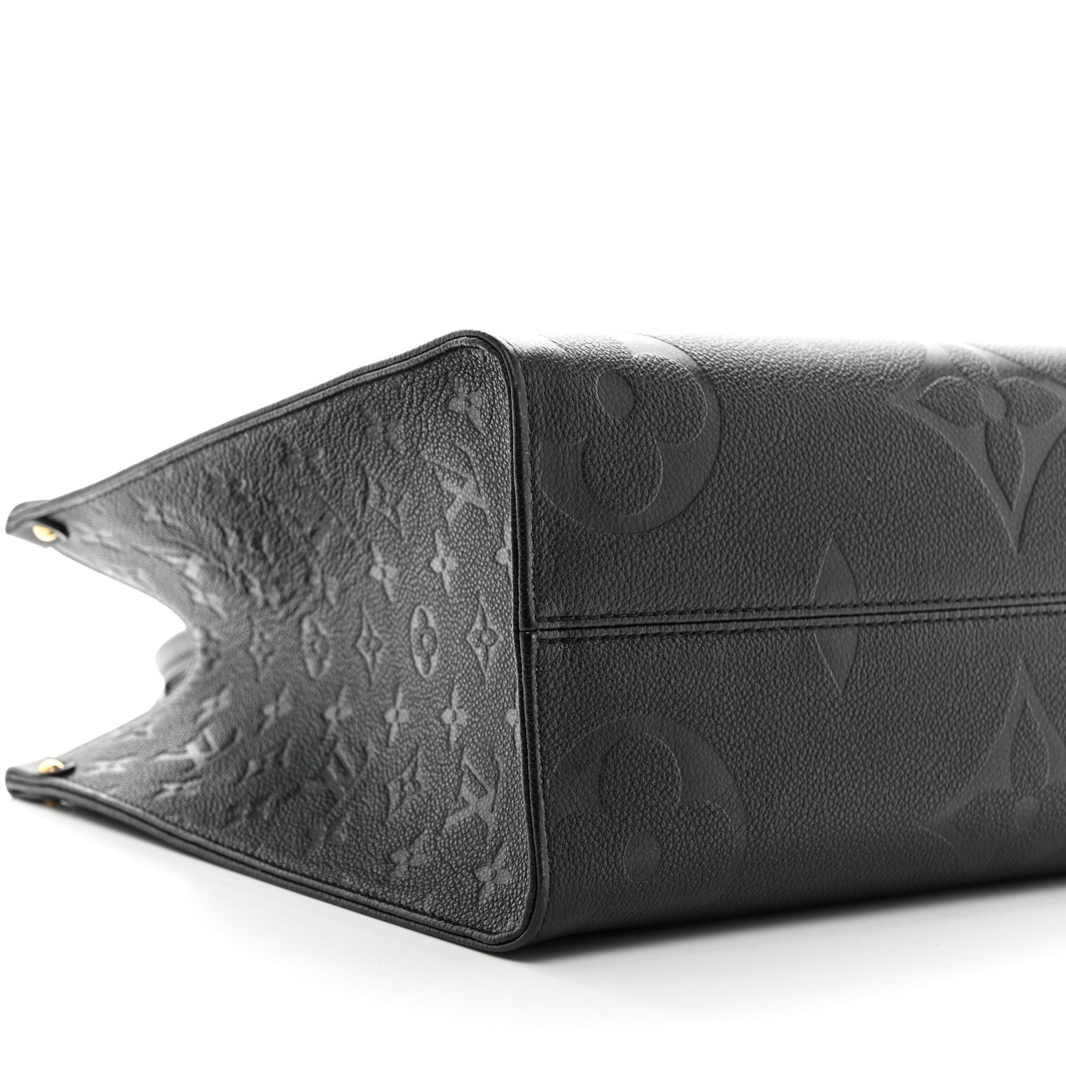 Louis Vuitton Empreinte Monogram Giant OnTheGo MM Black 8 of 9