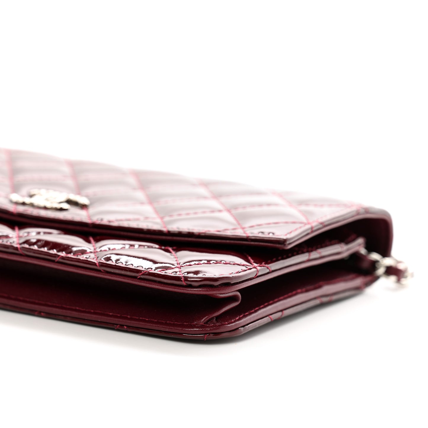 Patent Quilted Brilliant Wallet On Chain WOC Red