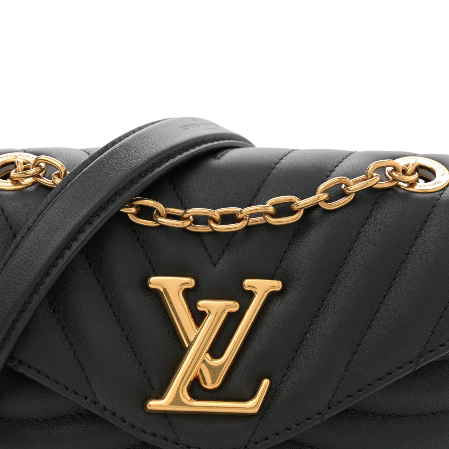 Calfskin New Wave Chain PM NM Black
