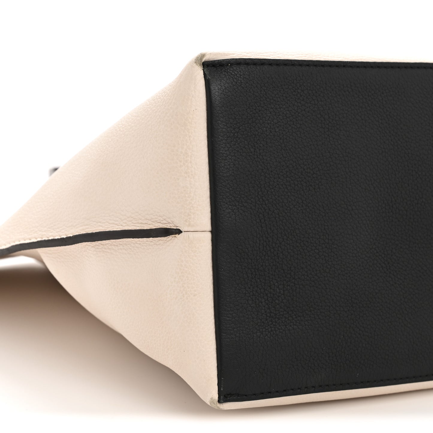 Calfskin Lockme Go Tote Kabuki Red Quartz Black