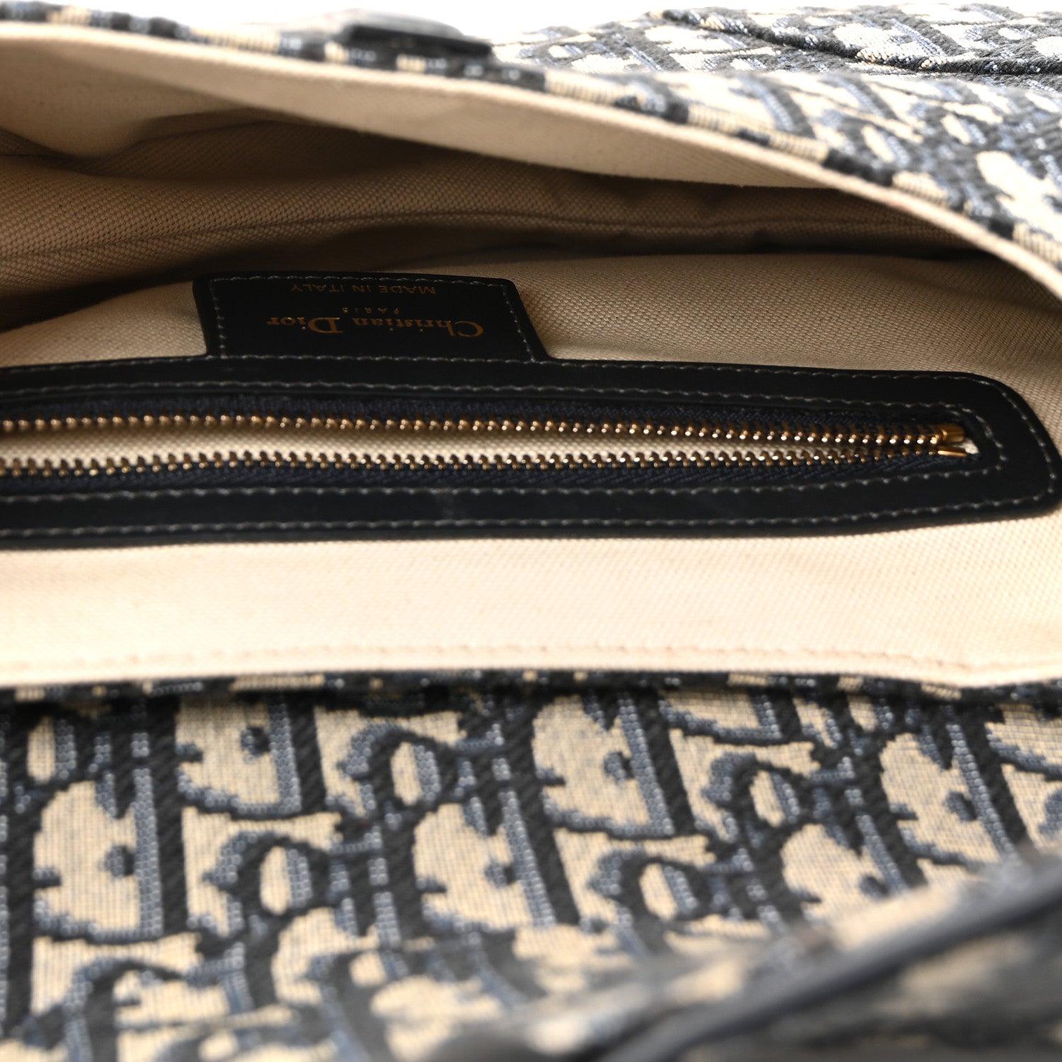 DIOR ディオール Oblique Saddle Shoulder bag M0447CTZQ オブリーク サドル ショルダーバッグ ネイビー Christian Dior Oblique Saddle Bag Blue 1821676 – FASHIONPHILE