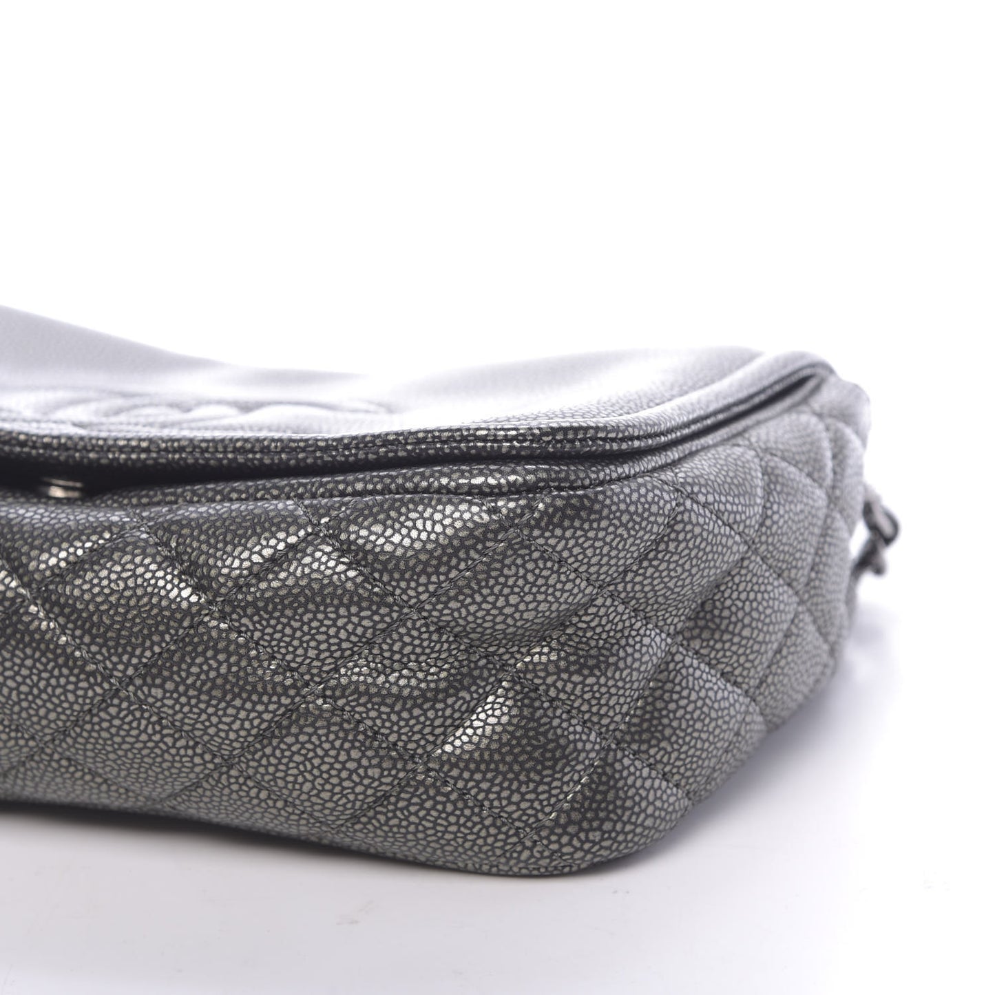 Metallic Caviar Medium Timeless CC Flap Dark Silver