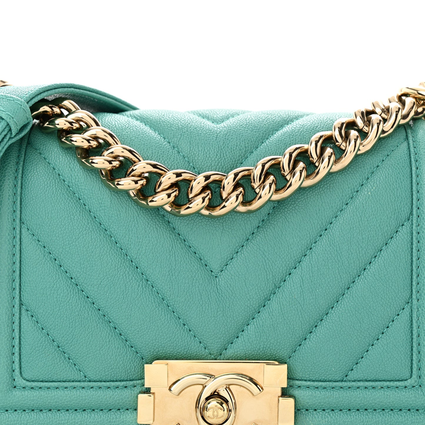 Caviar Chevron Quilted Small Boy Flap Green