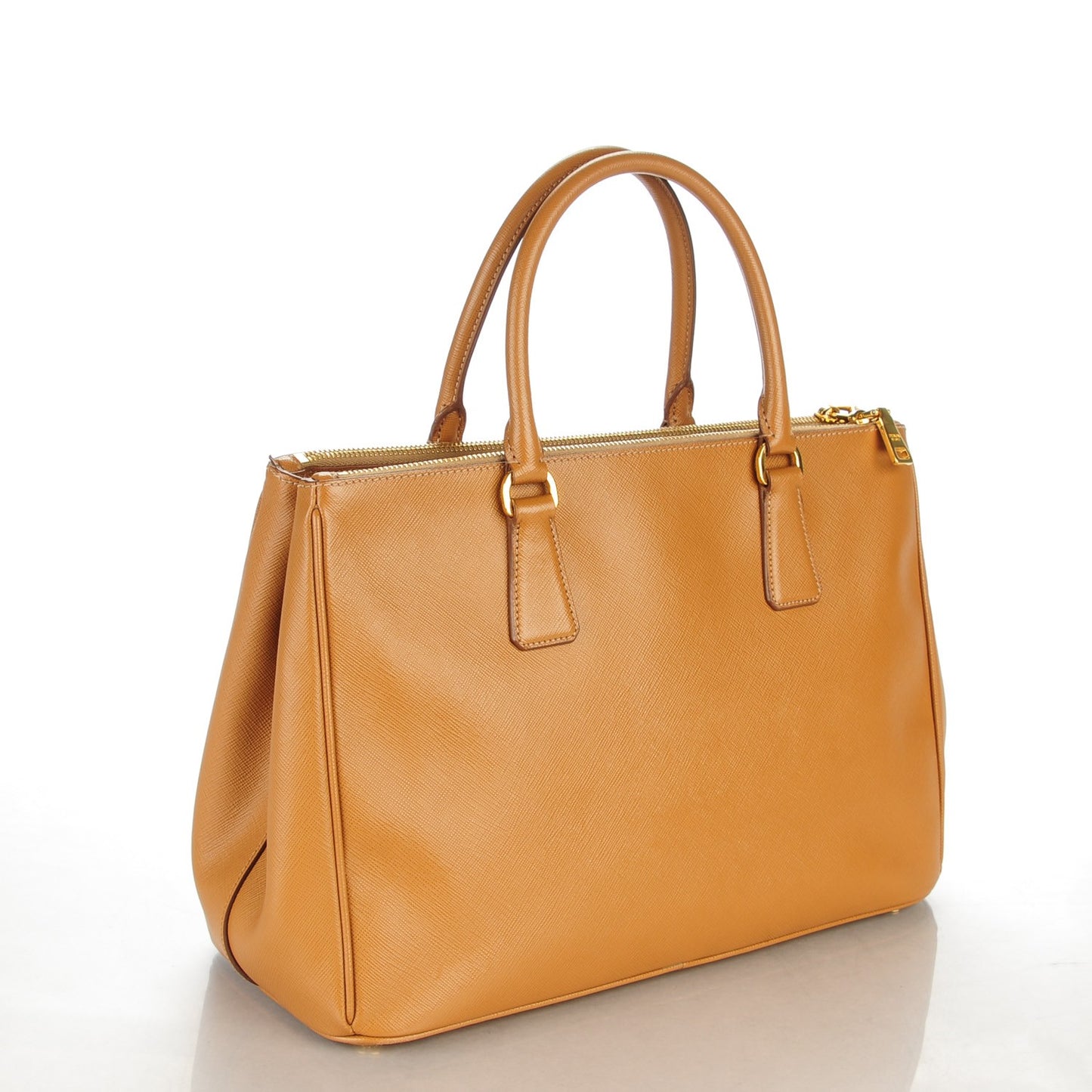 Saffiano Medium Galleria Double Zip Tote Caramel
