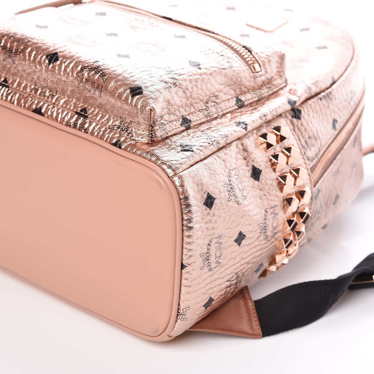 MCM Metallic Visetos Small Side Stud Stark Backpack Champagne Gold 6 of 9