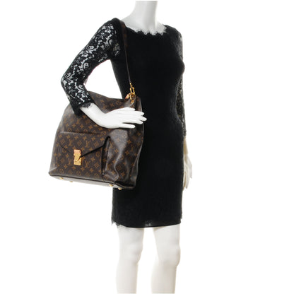 Louis Vuitton Monogram Metis 2 of 8
