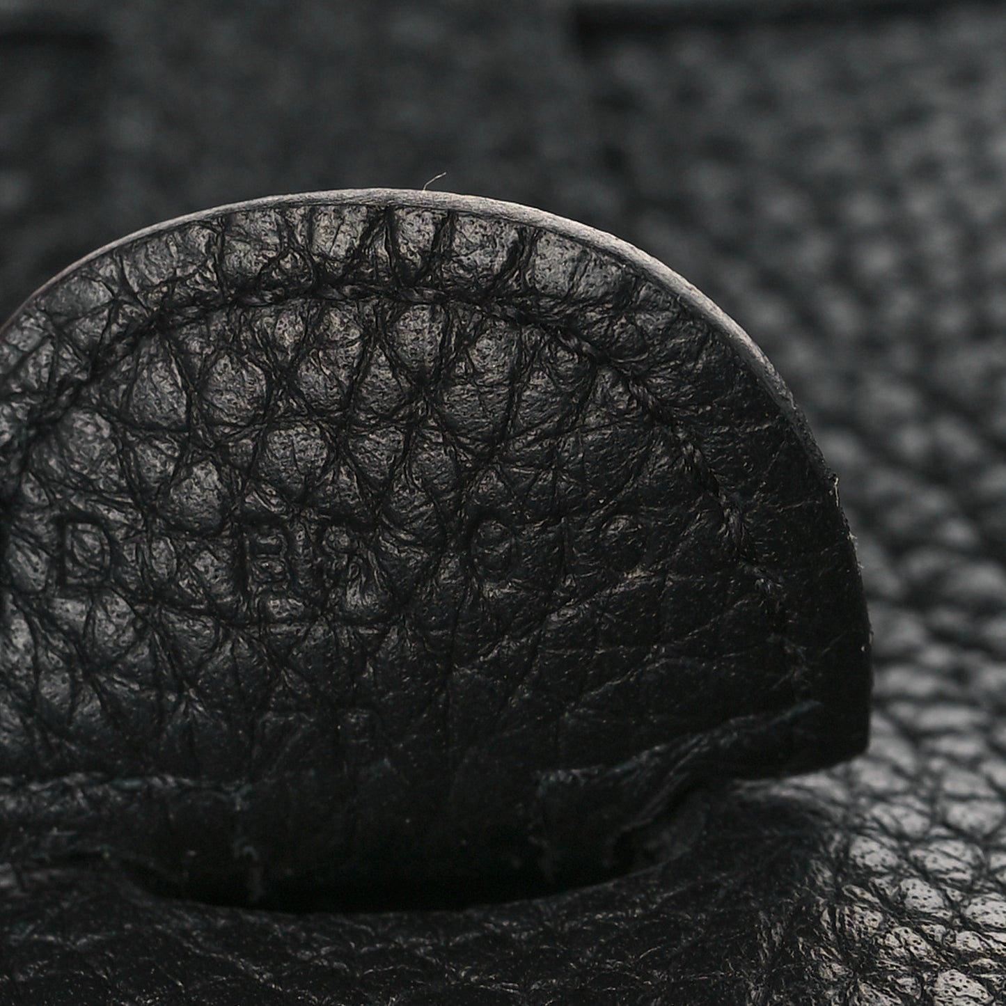Taurillon Clemence Evelyne III PM Black