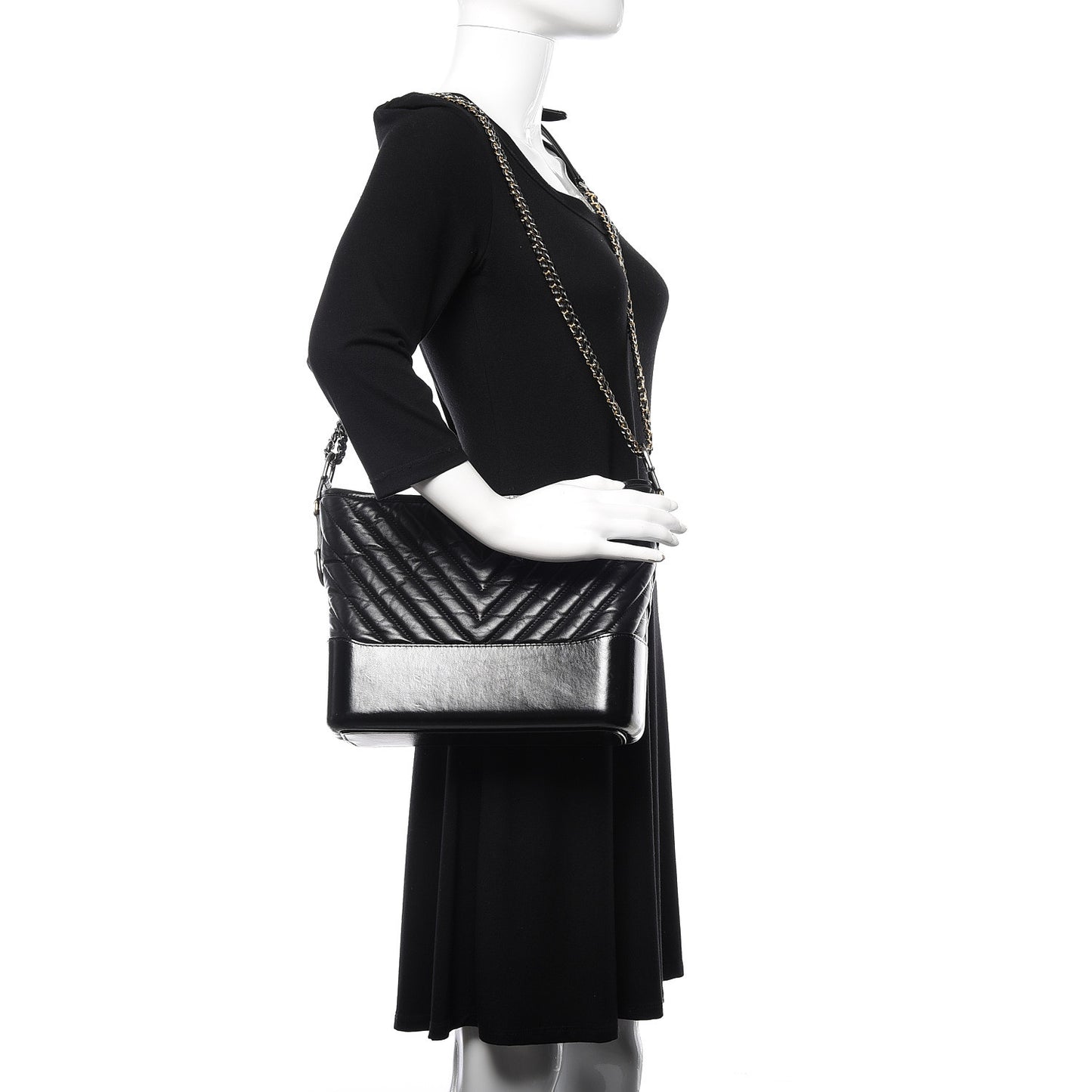 Aged Calfskin Chevron Quilted Medium Gabrielle Hobo Black