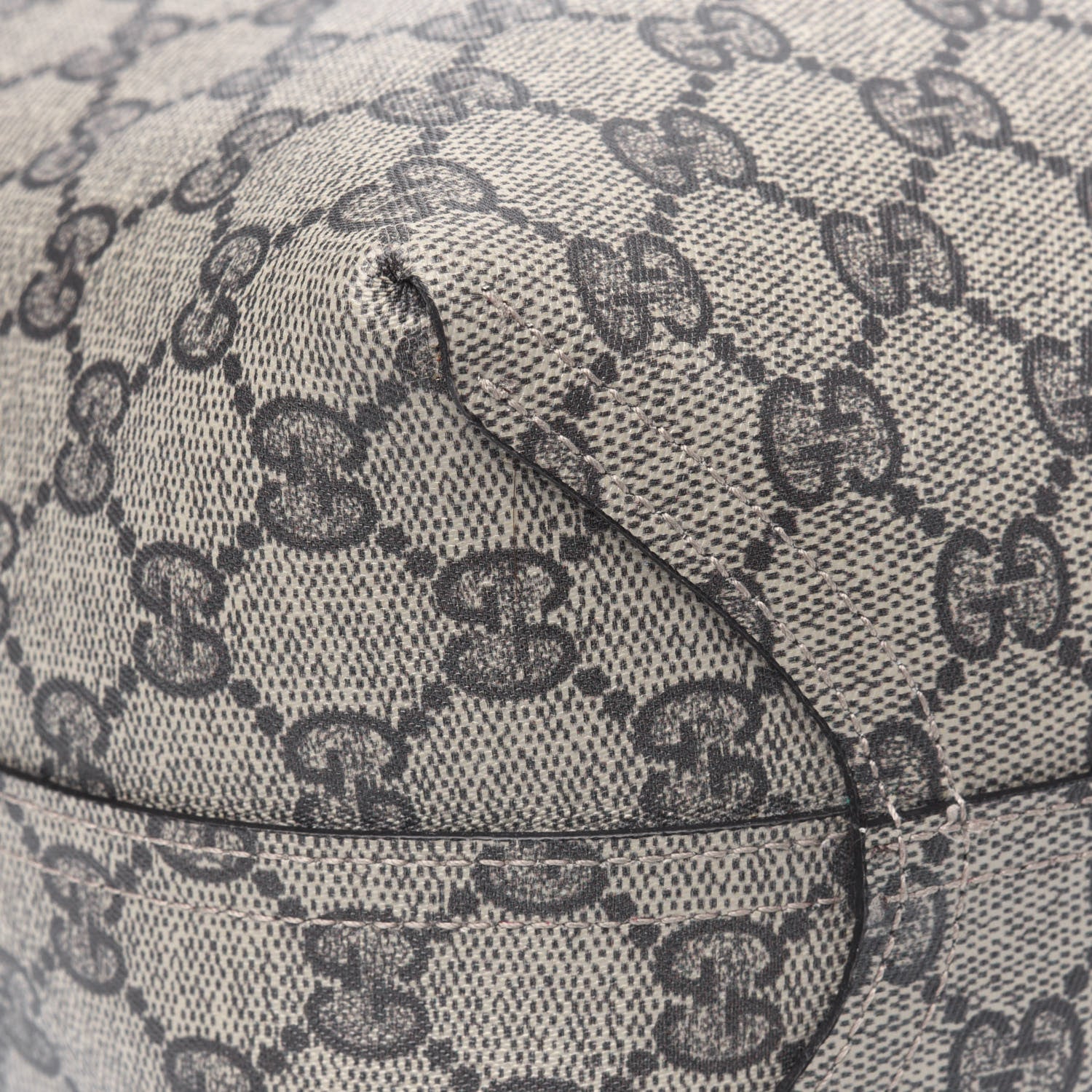 Gucci GG Supreme Medium Reversible Tote Beige Red 16 of 19