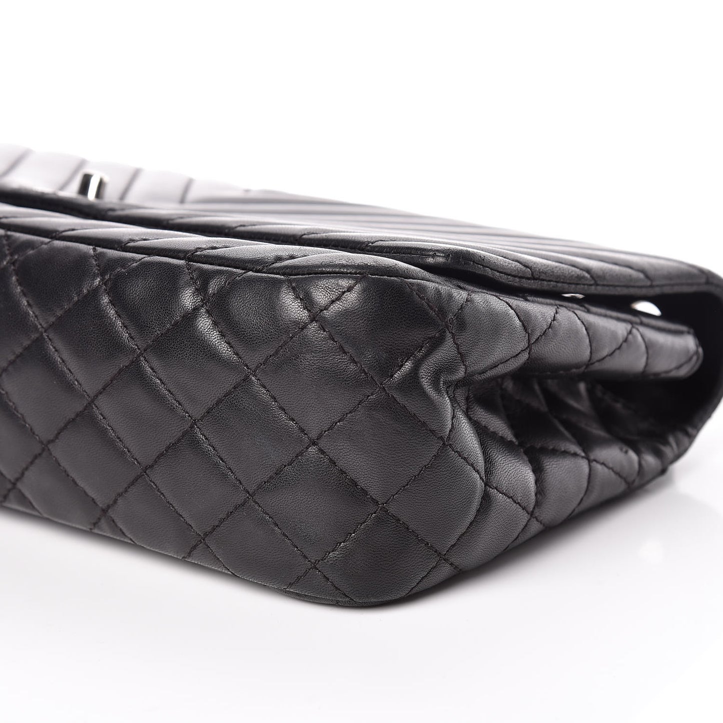 Lambskin Chevron Quilted Single Flap Black