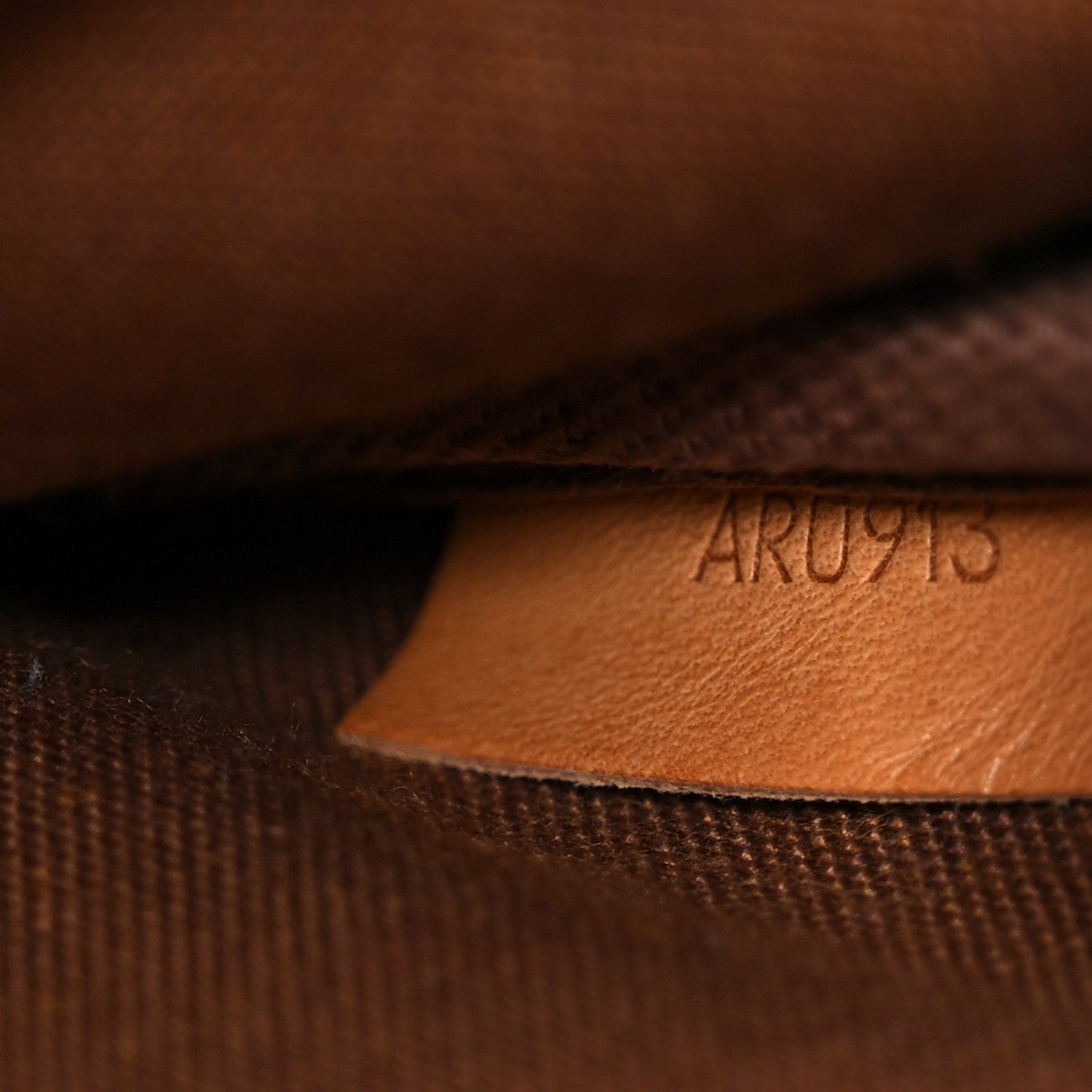 Louis Vuitton Monogram Saumur 30 8 of 14