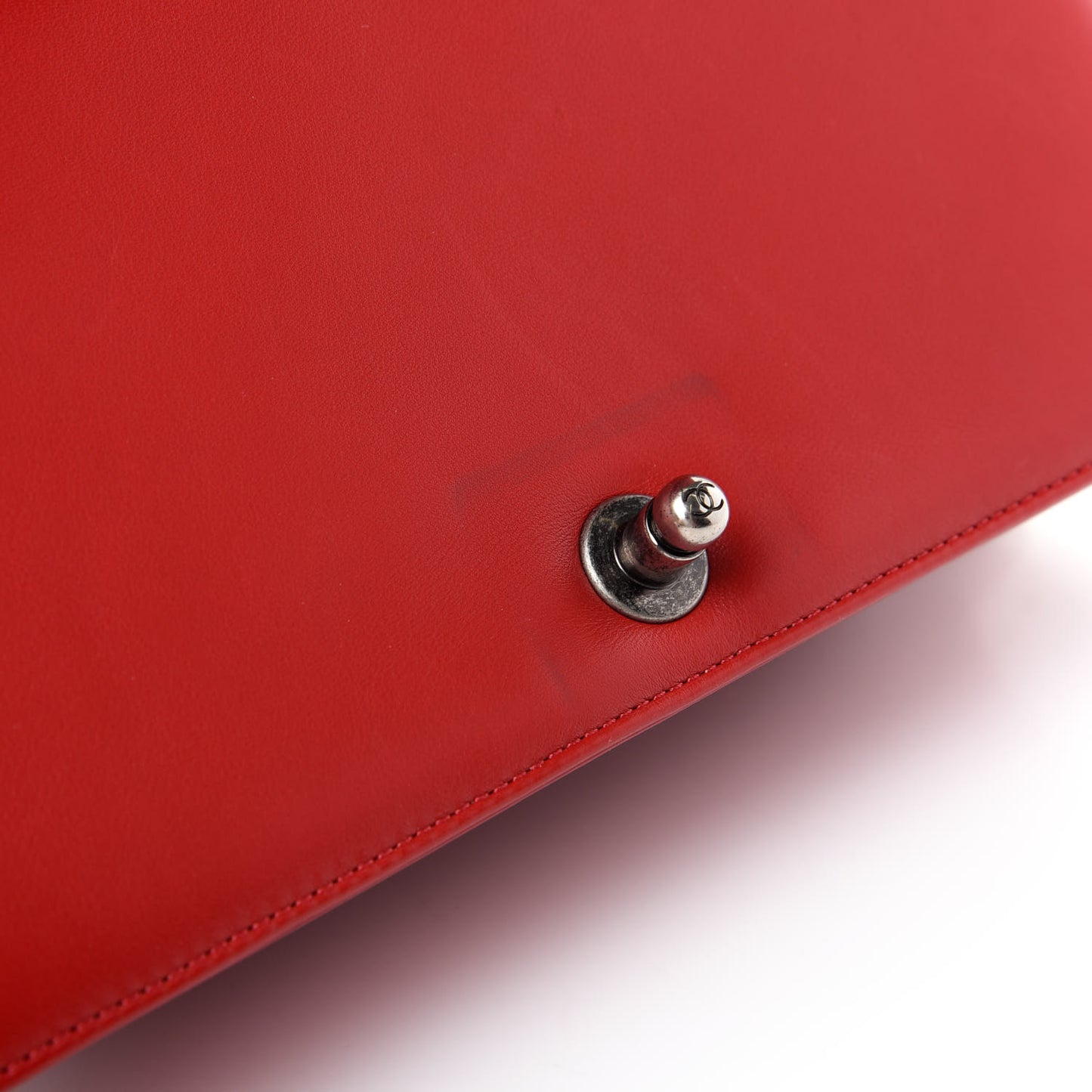 Lambskin Quilted Medium Boy Flap Red