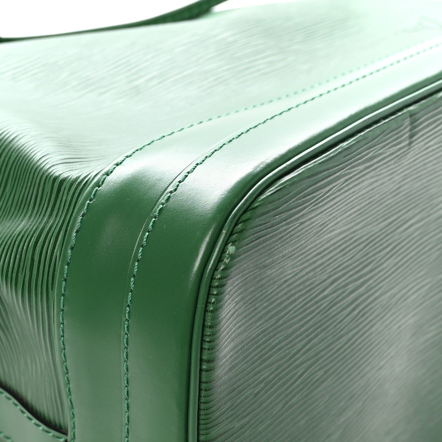 Louis Vuitton Epi Noe Borneo 9 of 13