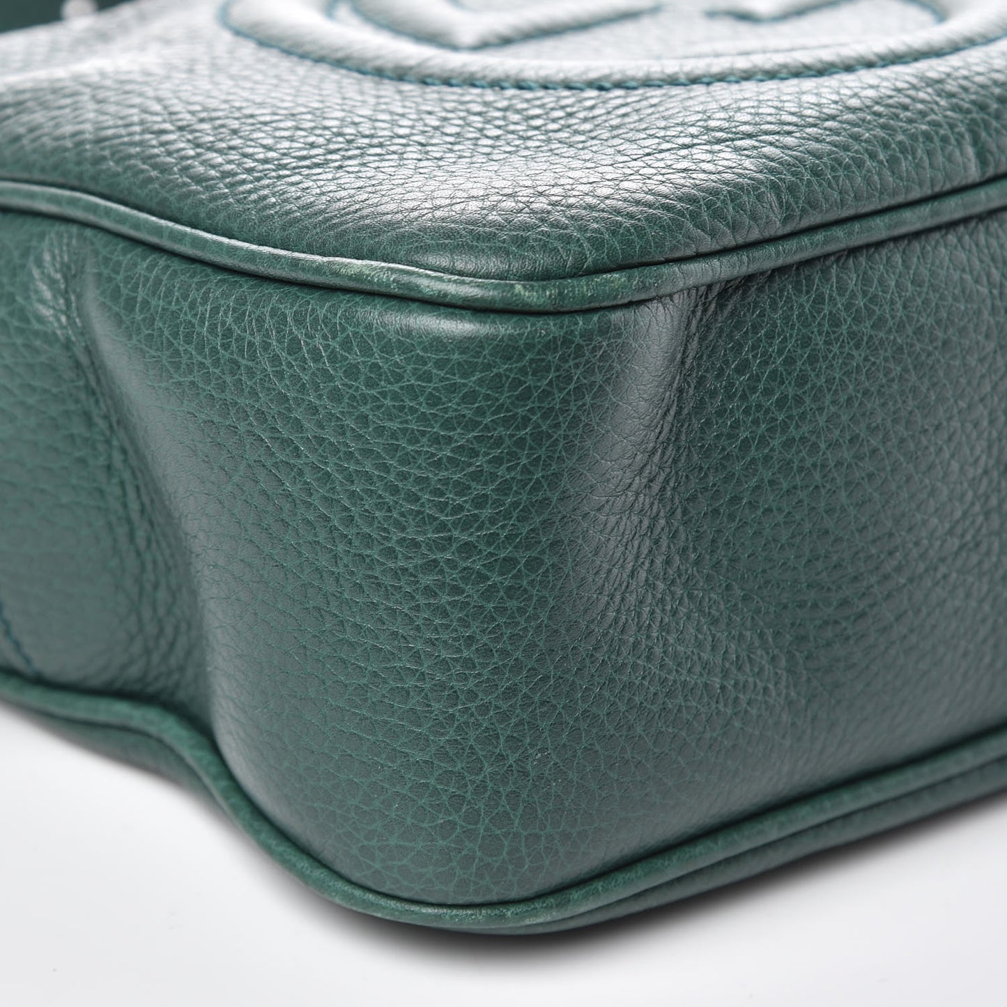 Pebbled Calfskin Small Soho Disco Bag Emerald Green