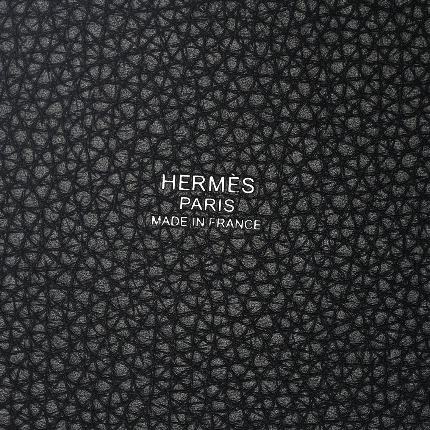 Taurillon Clemence Monochrome Picotin Lock 18 PM Black