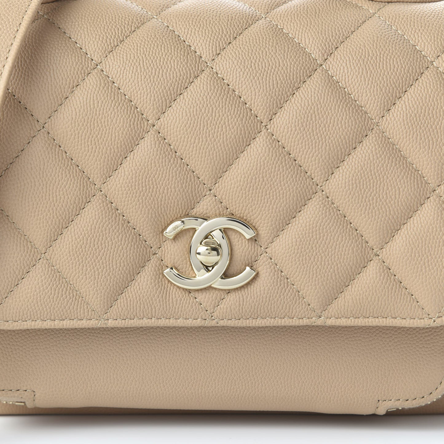 Caviar Quilted Medium Business Affinity Flap Beige
