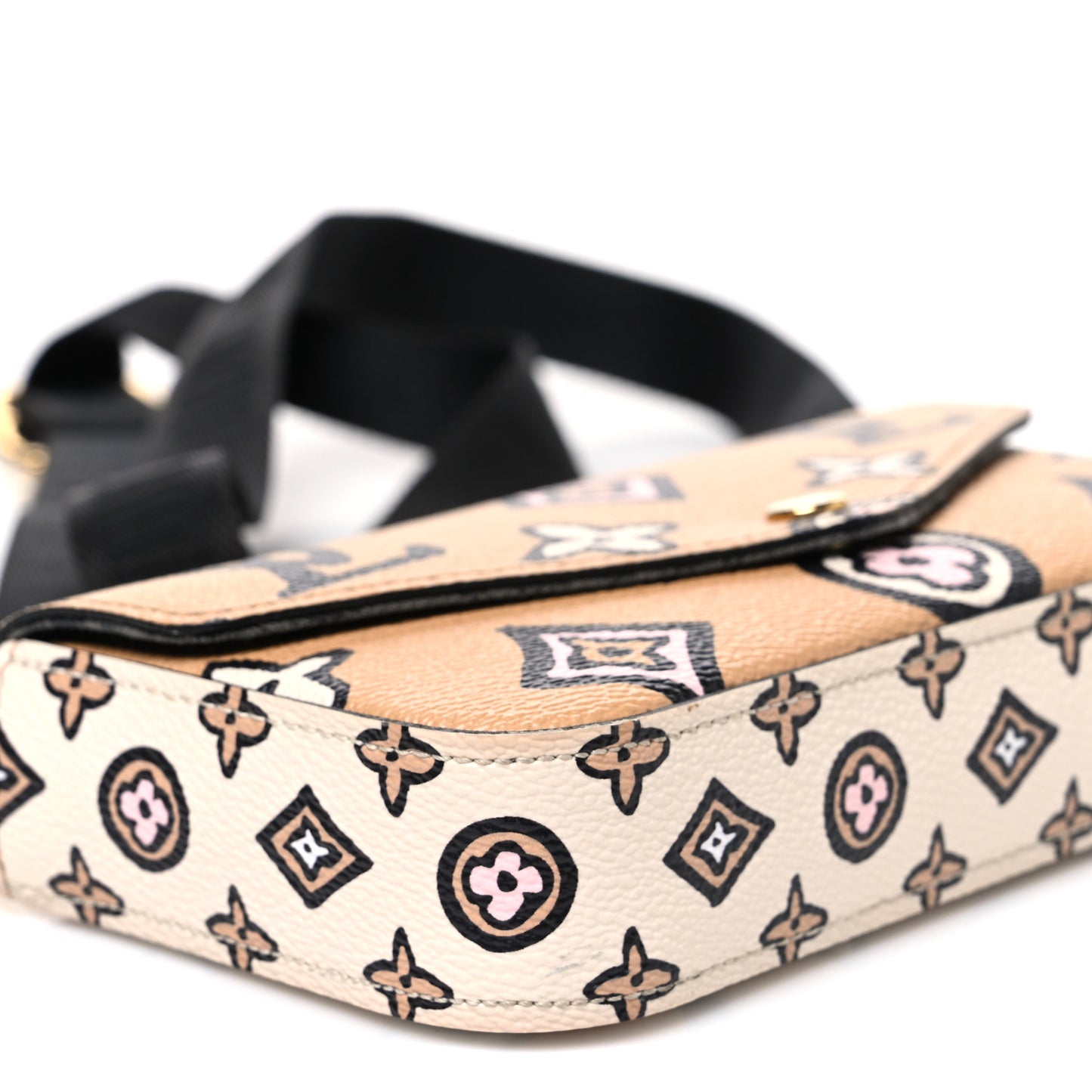 Monogram Wild At Heart Felicie Strap & Go Arizona Creme