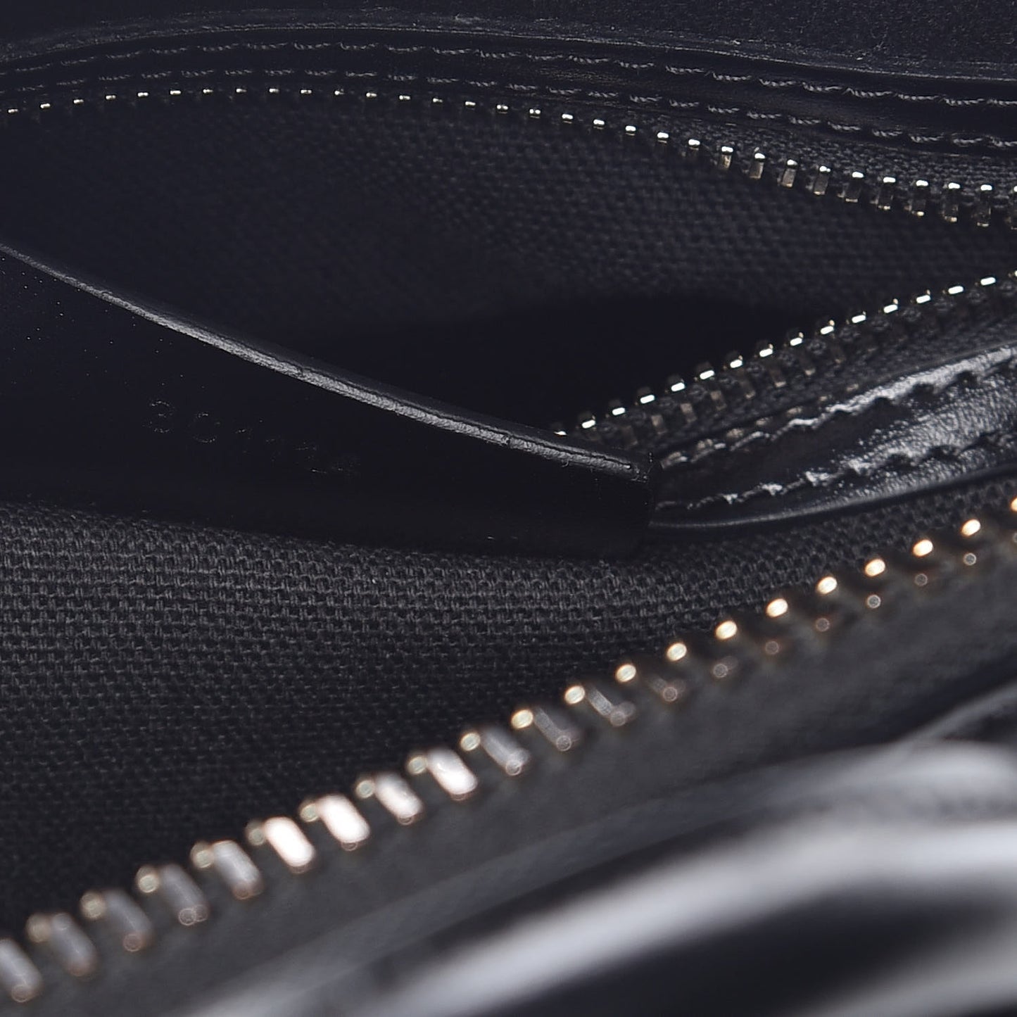 Shiny Lord Calfskin Mini Antigona Black