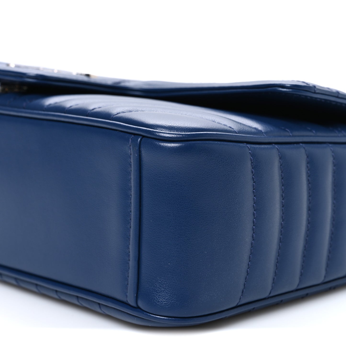 Soft Calfskin Impunture Diagramme Medium Chain Flap Shoulder Bag Bluette