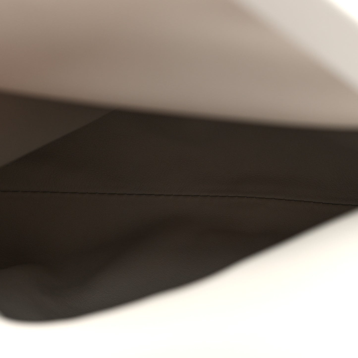 Lambskin BV Trine Clutch Bianco