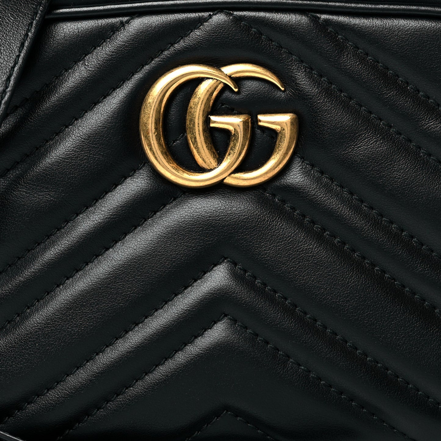 Calfskin Matelasse Mini GG Marmont Chain Shoulder Bag Black