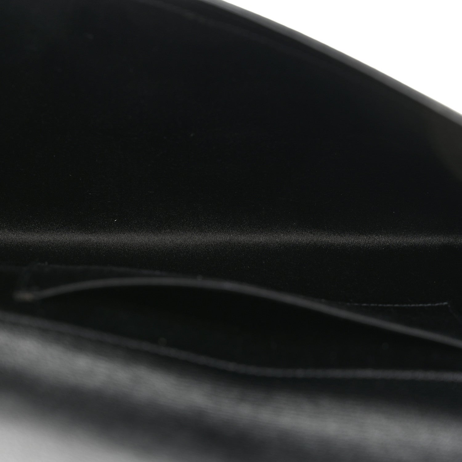 Saint Laurent Goatskin Monogram Large Belle De Jour Clutch Black 5 of 7