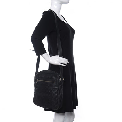 Gucci Guccissima Medium Messenger Black 2 of 10