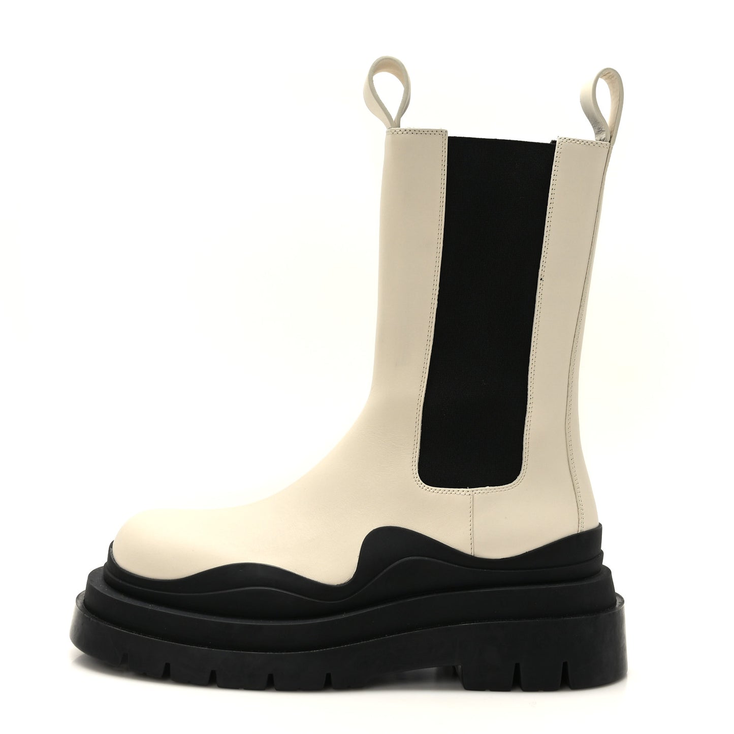 Calfskin The Tire Chelsea Boots 38 Sea Salt Black