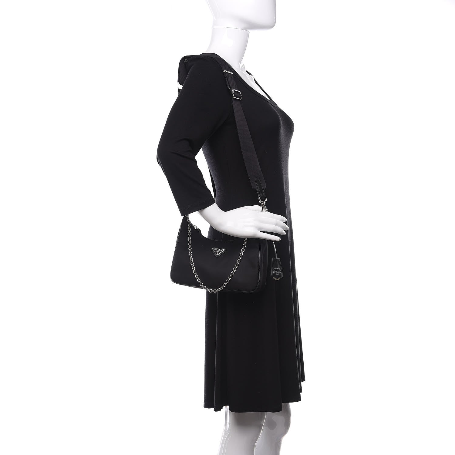 Prada Nylon Re-Edition 2005 Shoulder Bag Black 2 of 9