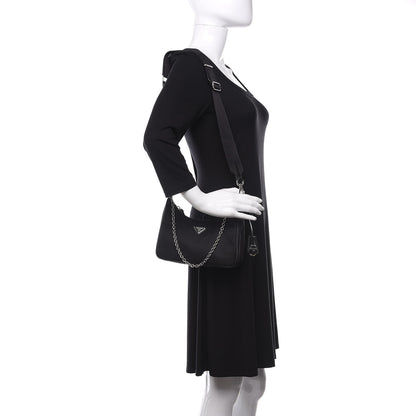 Prada Nylon Re-Edition 2005 Shoulder Bag Black 2 of 9