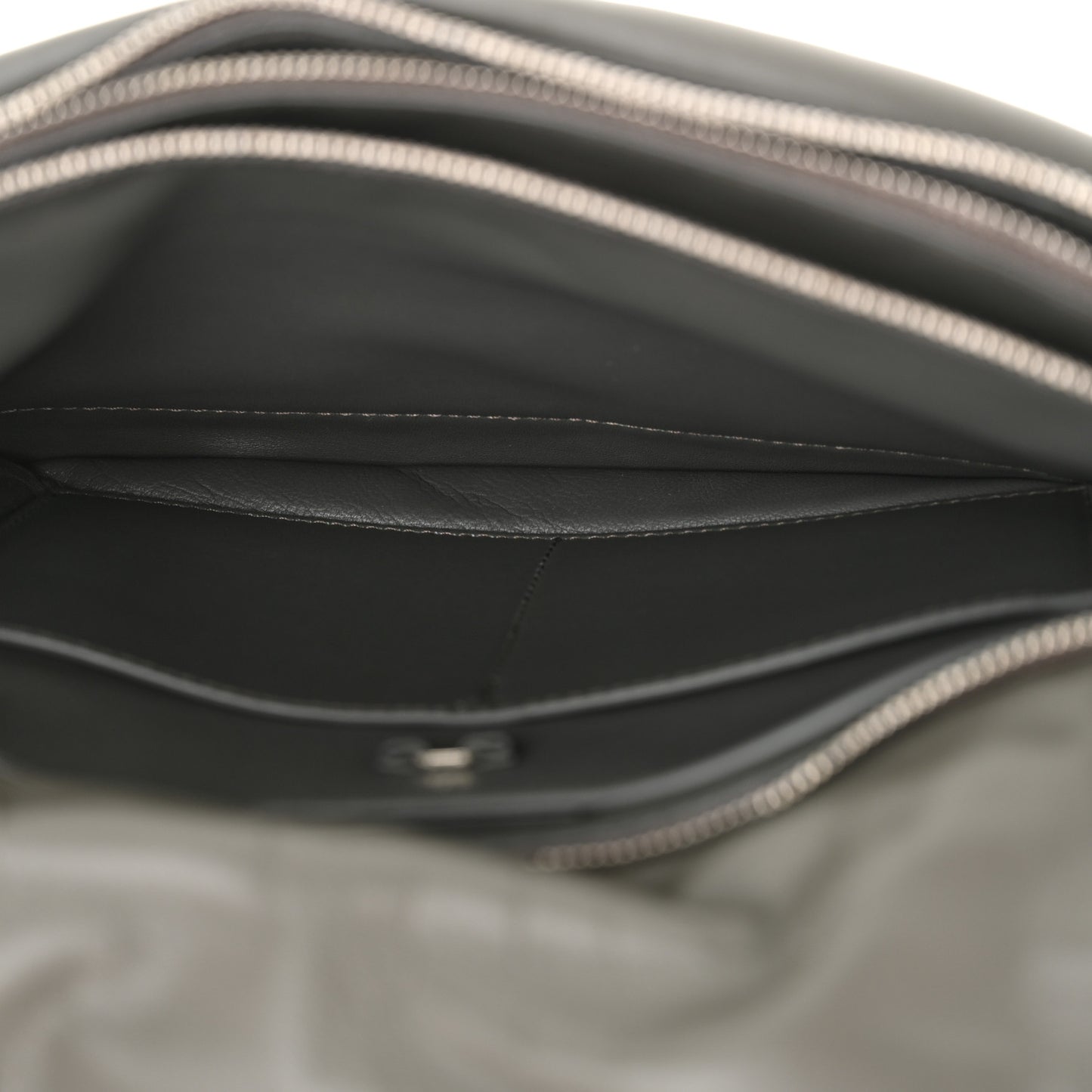 Calfskin Medium Viva Bow Shoulder Bag Sparrow