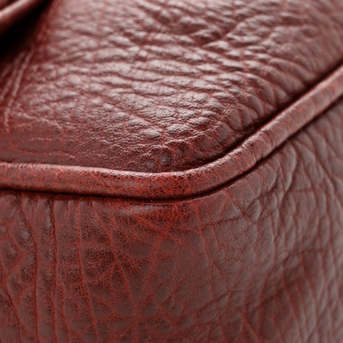 Distressed Lambskin Lady Braid Flap Burgundy
