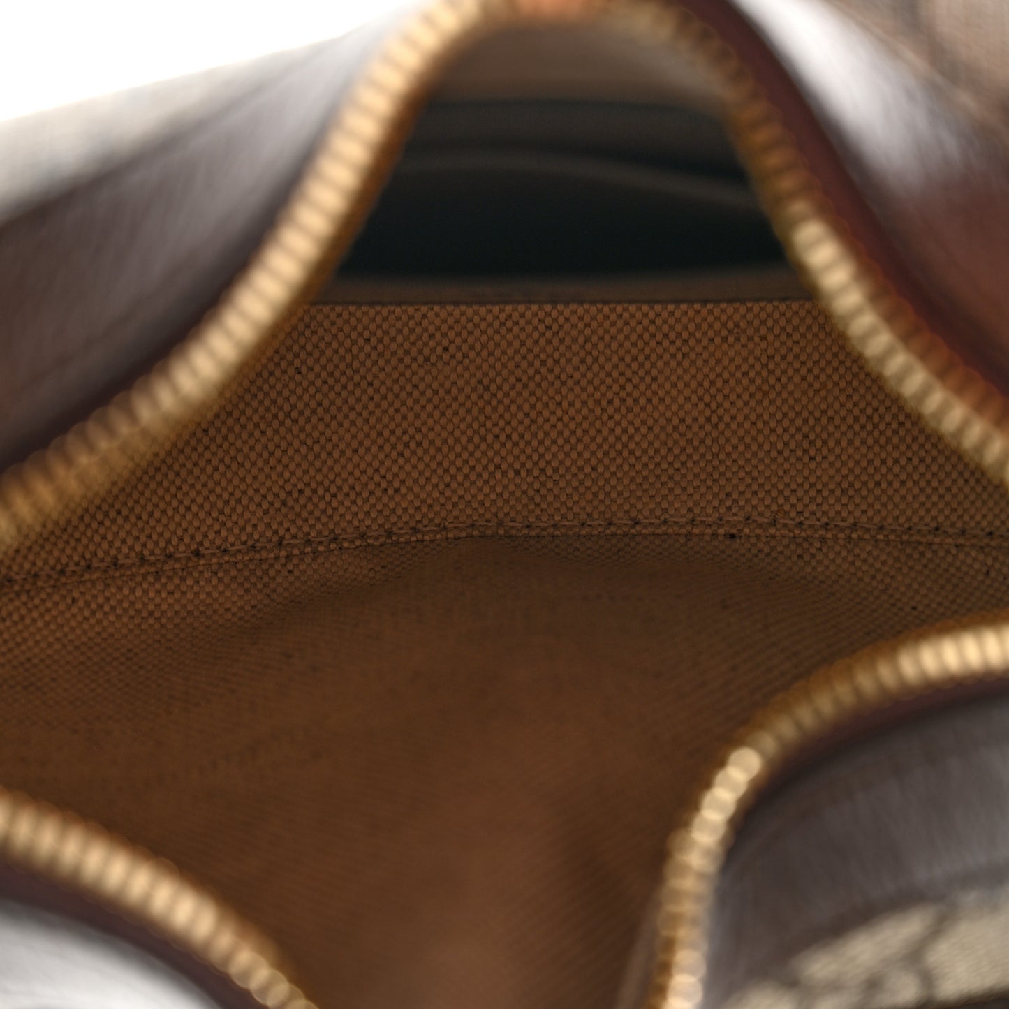 GG Supreme Monogram Textured Calfskin Small Ophidia Shoulder Bag Beige Ebony New Acero