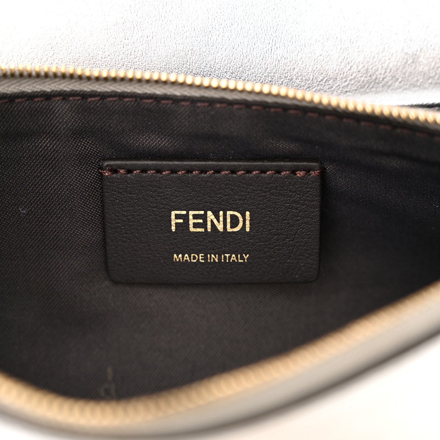 Fendi Vitello Catalan Mirror Logo Embossed Medium Wallet On Chain Argento 7 of 17