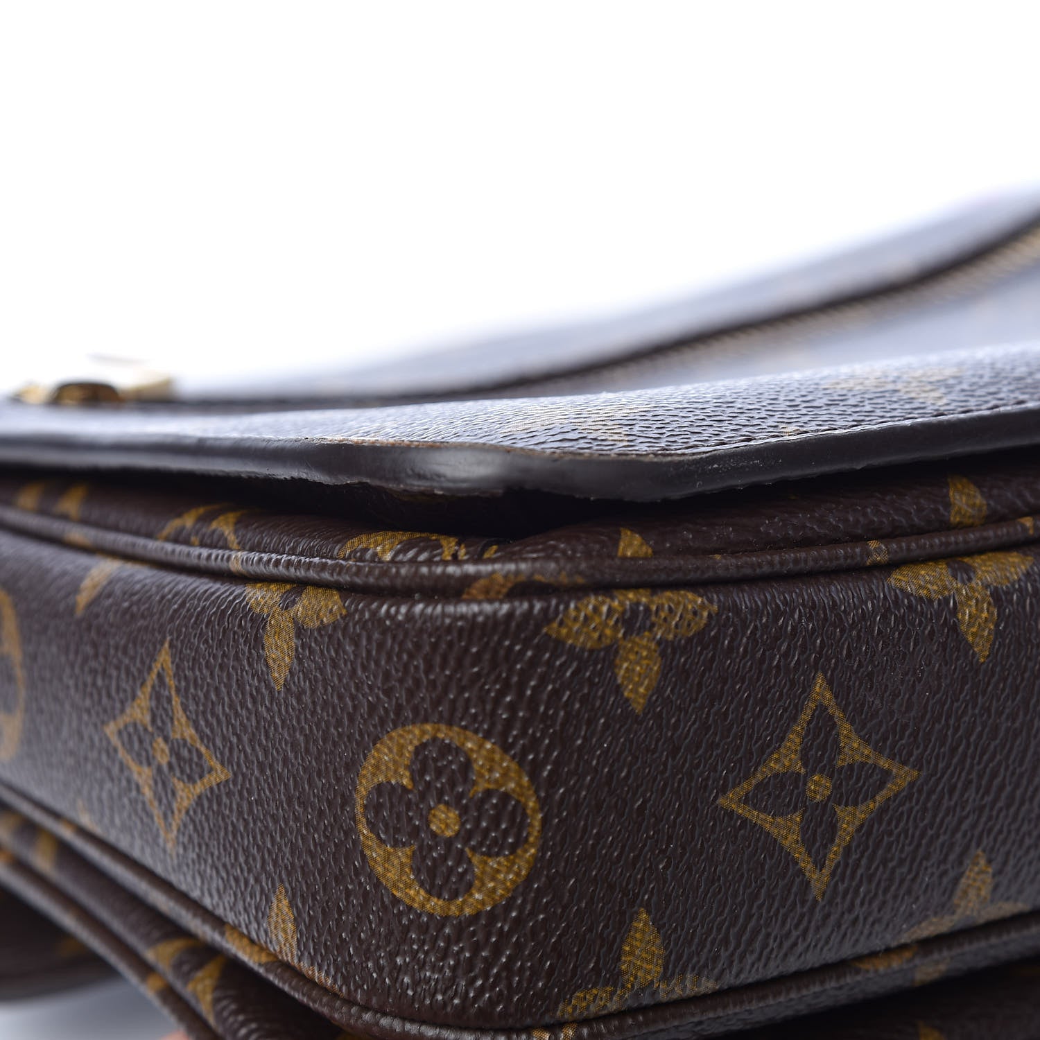 Louis Vuitton Monogram Pochette Metis 25 of 25