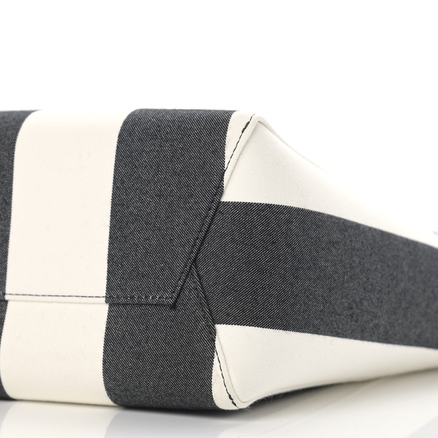 Textured Canvas Small Sangle Bucket Bag Black