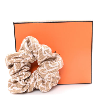 Hermes Jacquard Cashmere Knit Silk Claudia Scrunchie Beige Rose 4 of 4