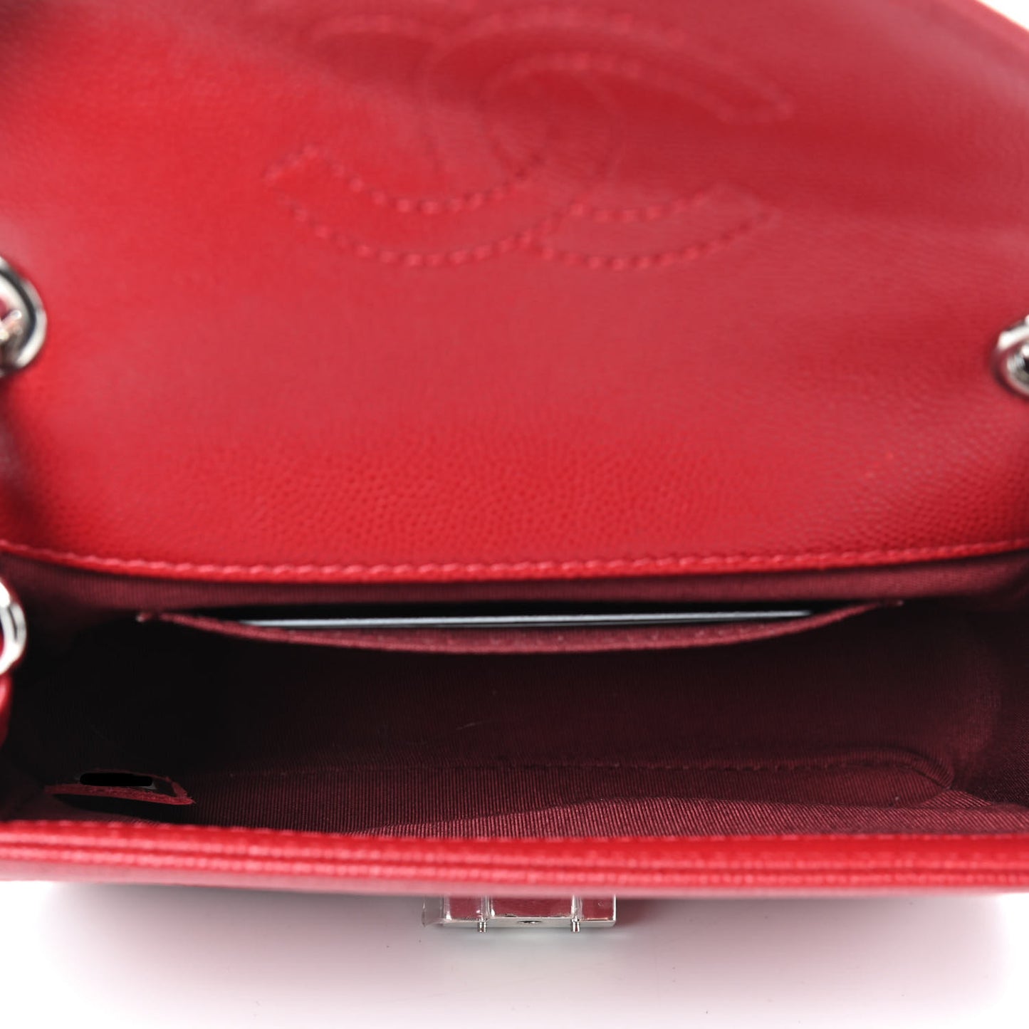 Caviar Macro Chevron Small Single Flap Red