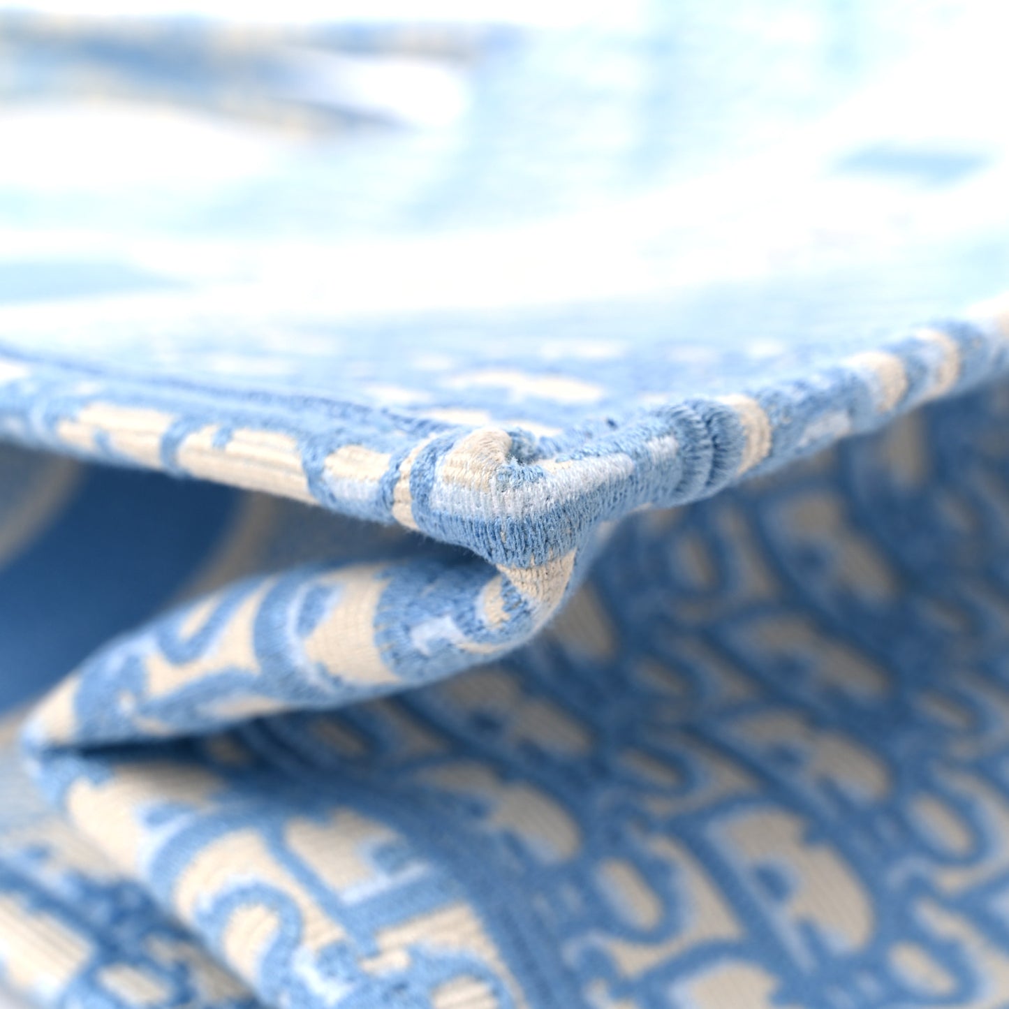 Oblique Medium Book Tote Light Blue