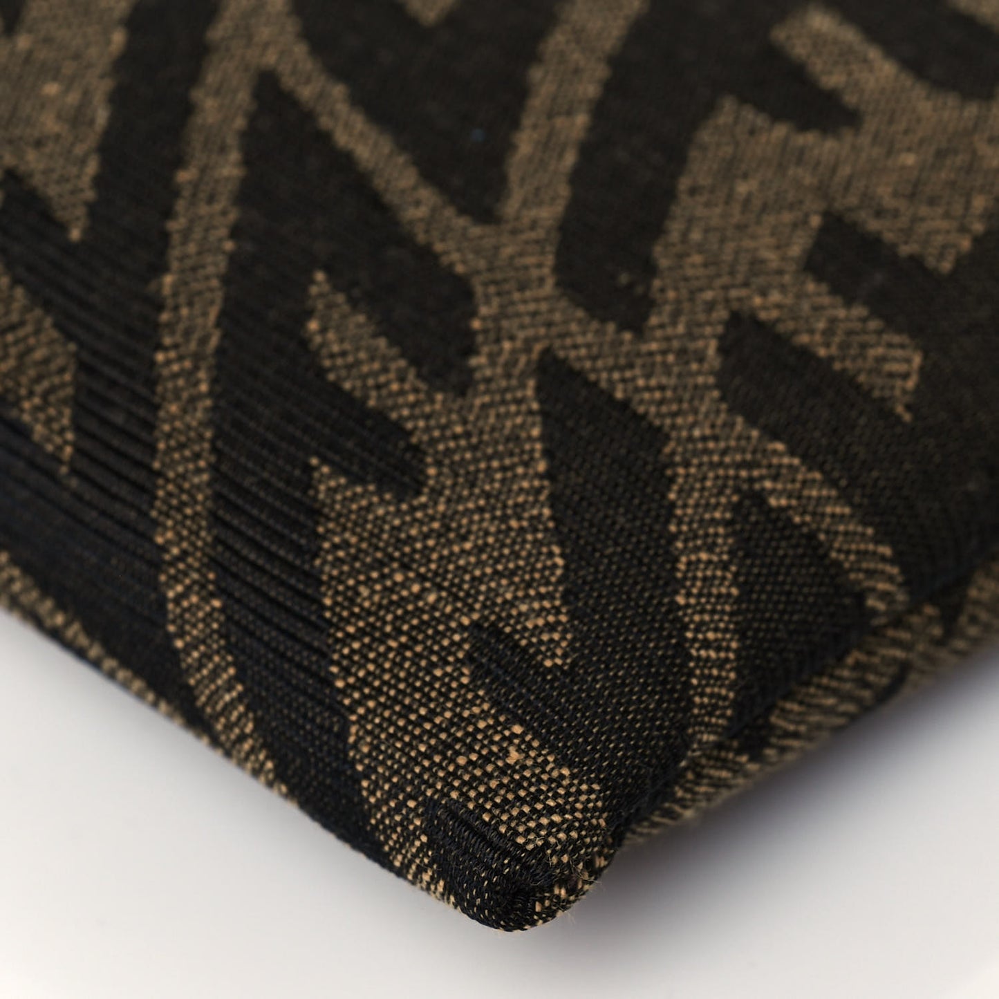 X SARAH COLEMAN Fabric Jacquard Vitello King FF Vertigo Medium Flat Pouch Tobacco Moro Black