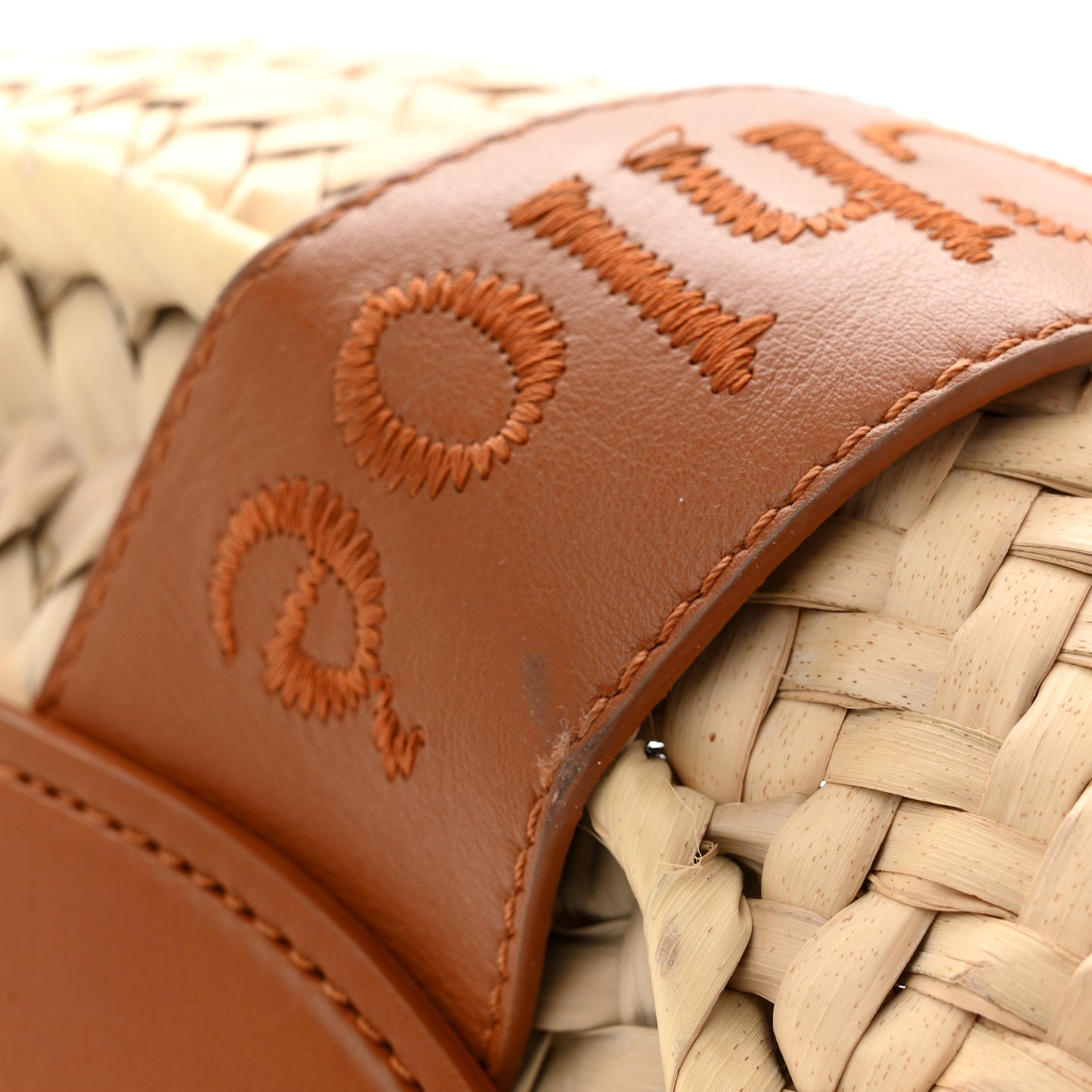 Raffia Smooth Calfskin Medium Sense Basket Caramel