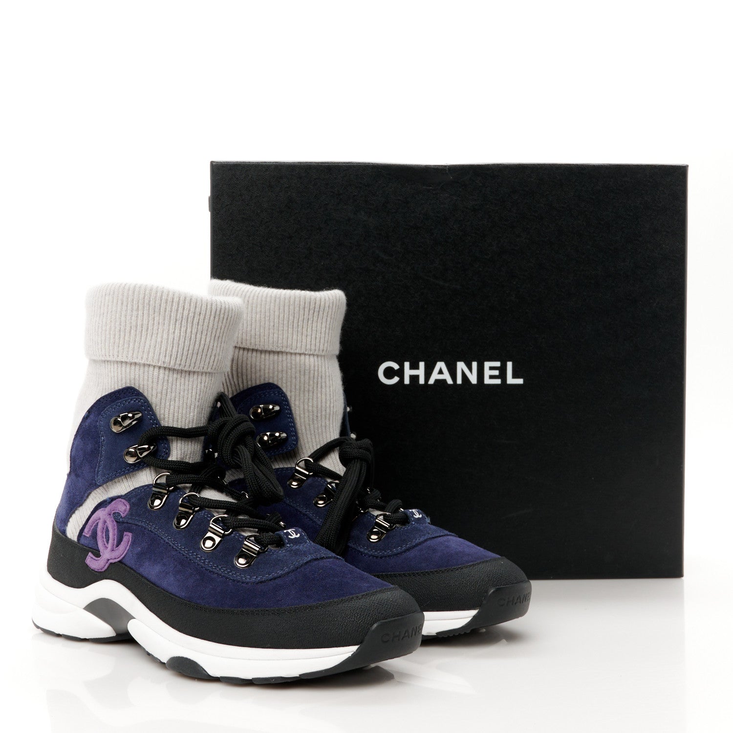 Chanel Suede Calfskin Knit CC Sneakers 38 Dark Blue Light Grey 10 of 10