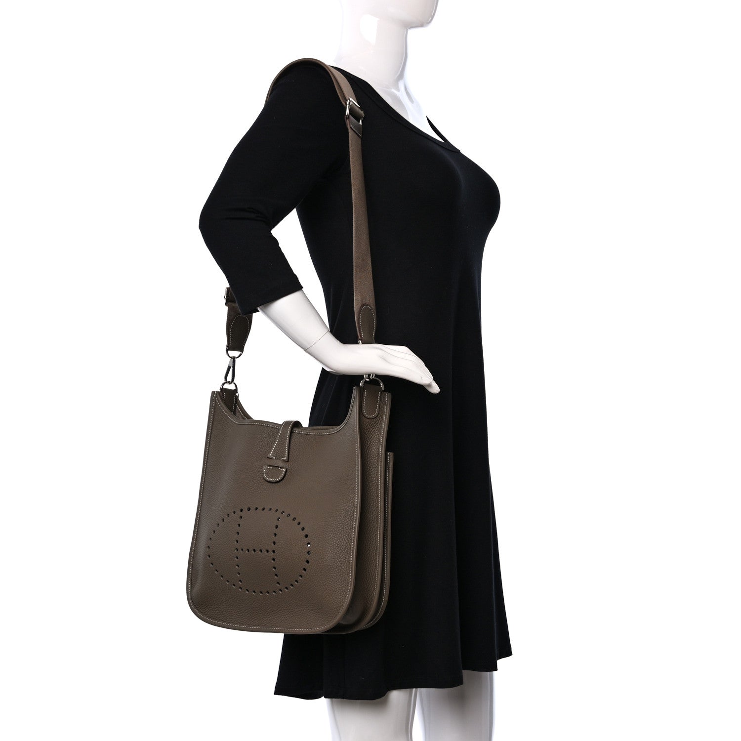 Hermes Taurillon Clemence Evelyne III PM Etoupe 2 of 9