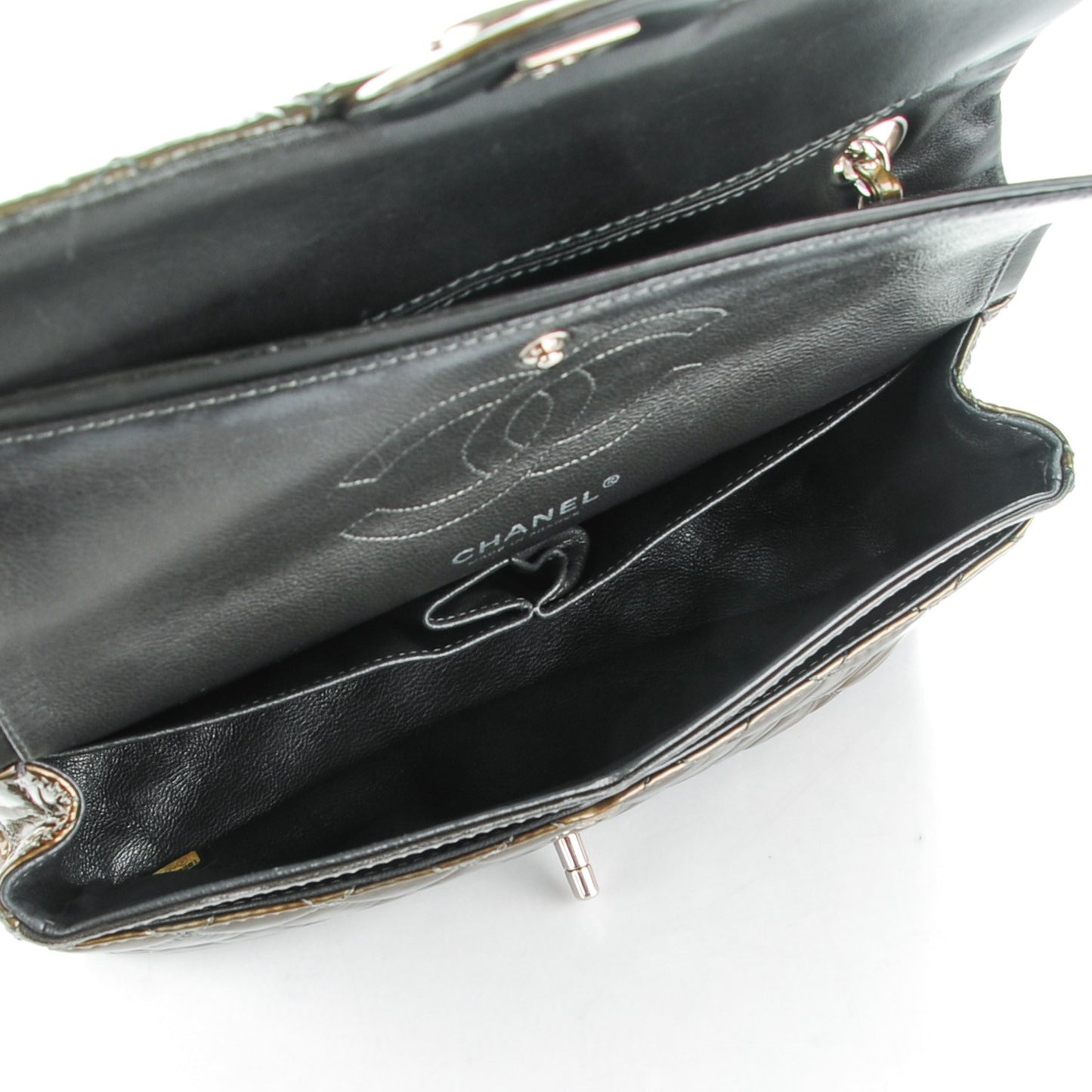 Patent Quilted Medium Double Flap Dark Green