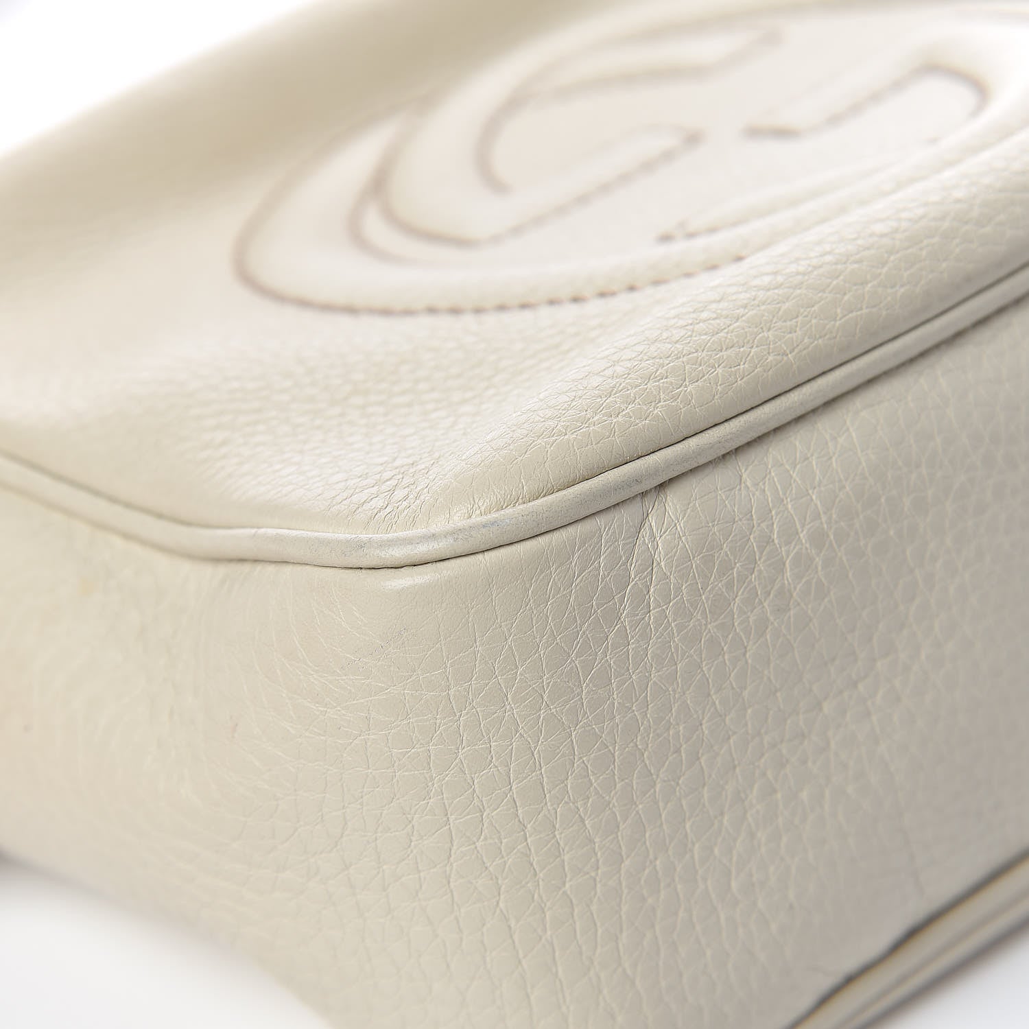 Gucci Pebbled Calfskin Small Soho Disco Bag Off White 13 of 19