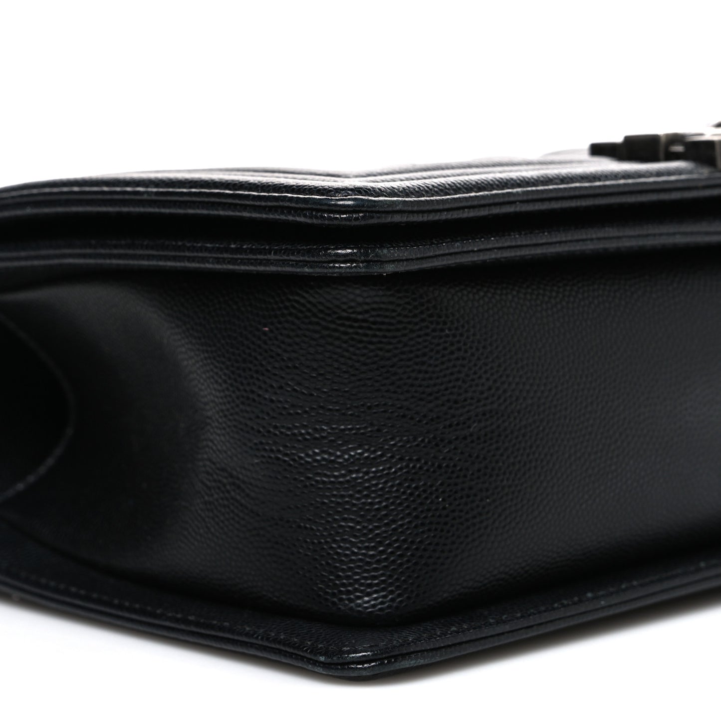 Caviar Quilted Medium Boy Flap Black
