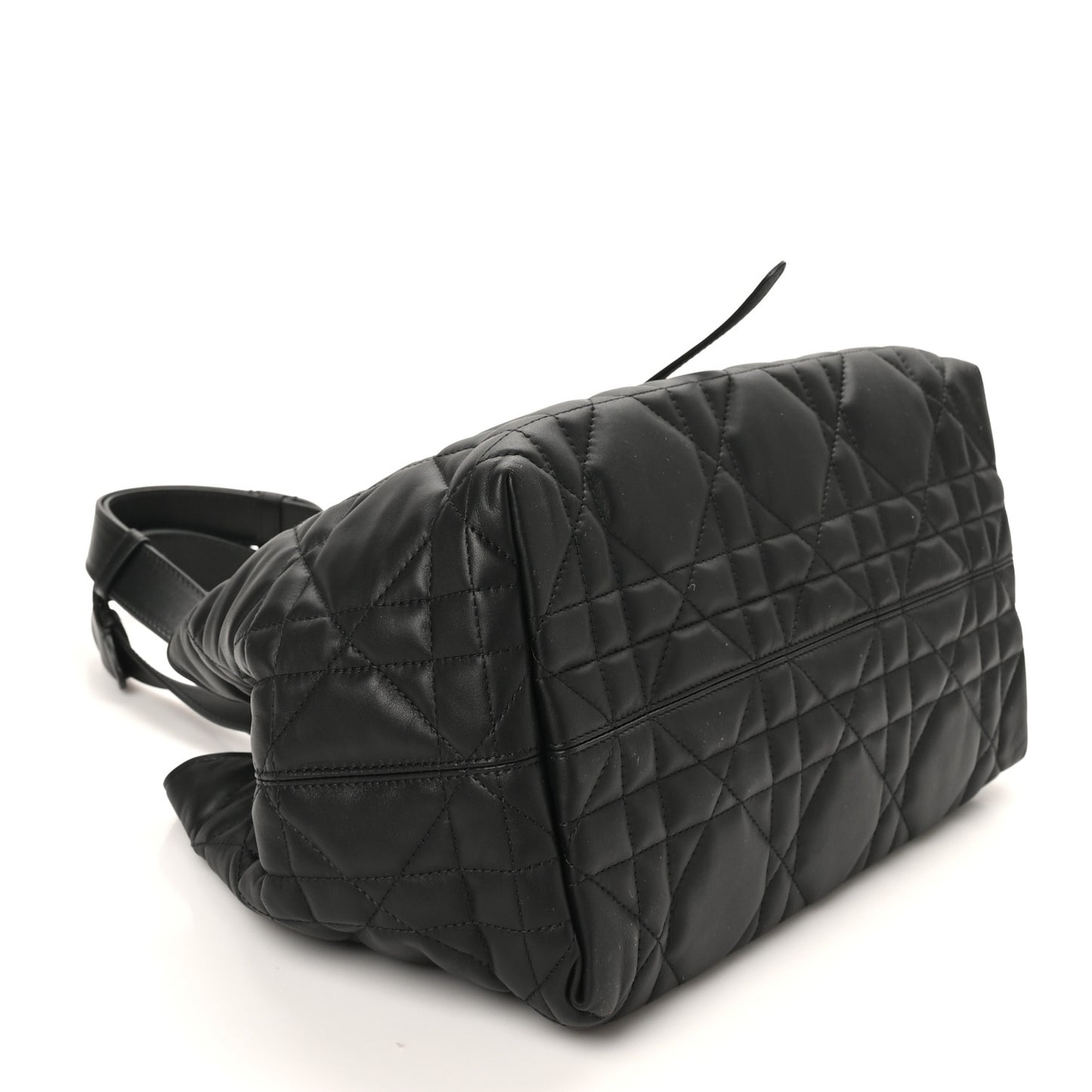 Calfskin Macrocannage Medium Toujours Black